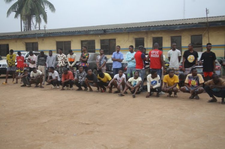 EFCC Arrests 24 Suspected Internet Fraudsters in Ogun