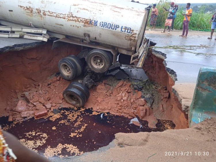 Diesel Tanker Trapped, As Erosion Cuts Road into Two in Anambra