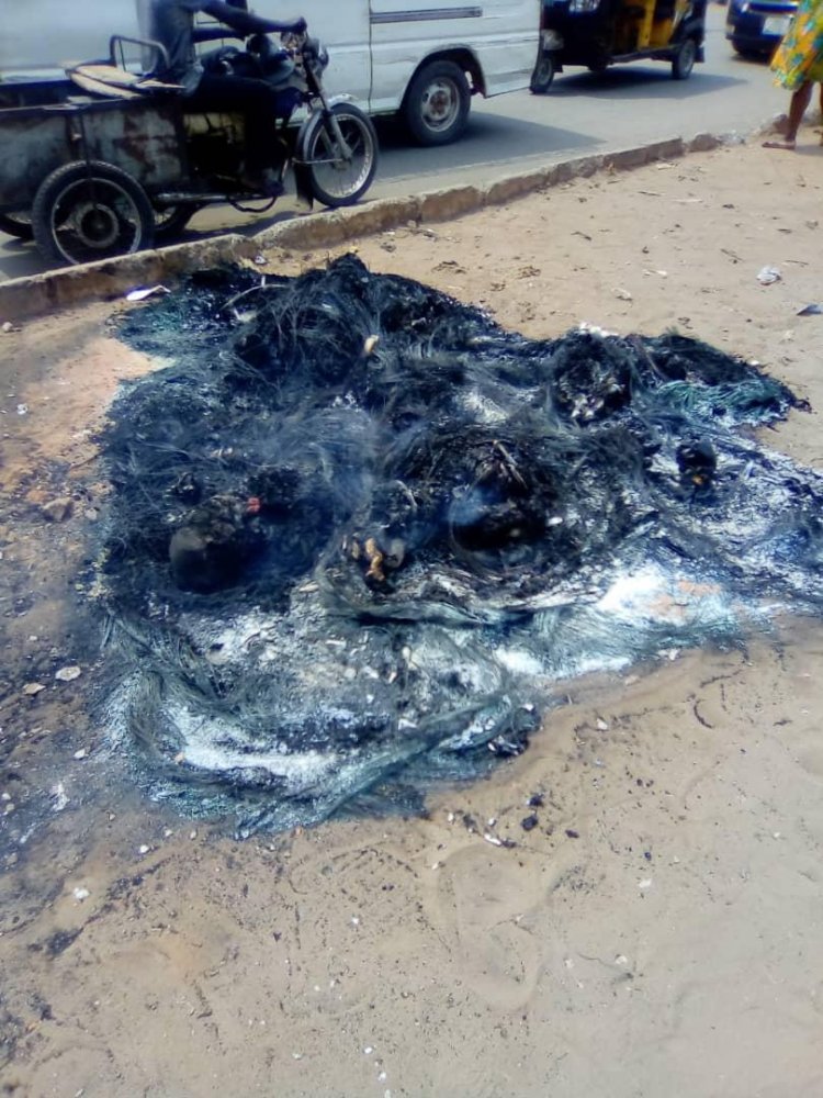 Police React As Mob Burn Three Alive for Stealing Phone in Onitsha