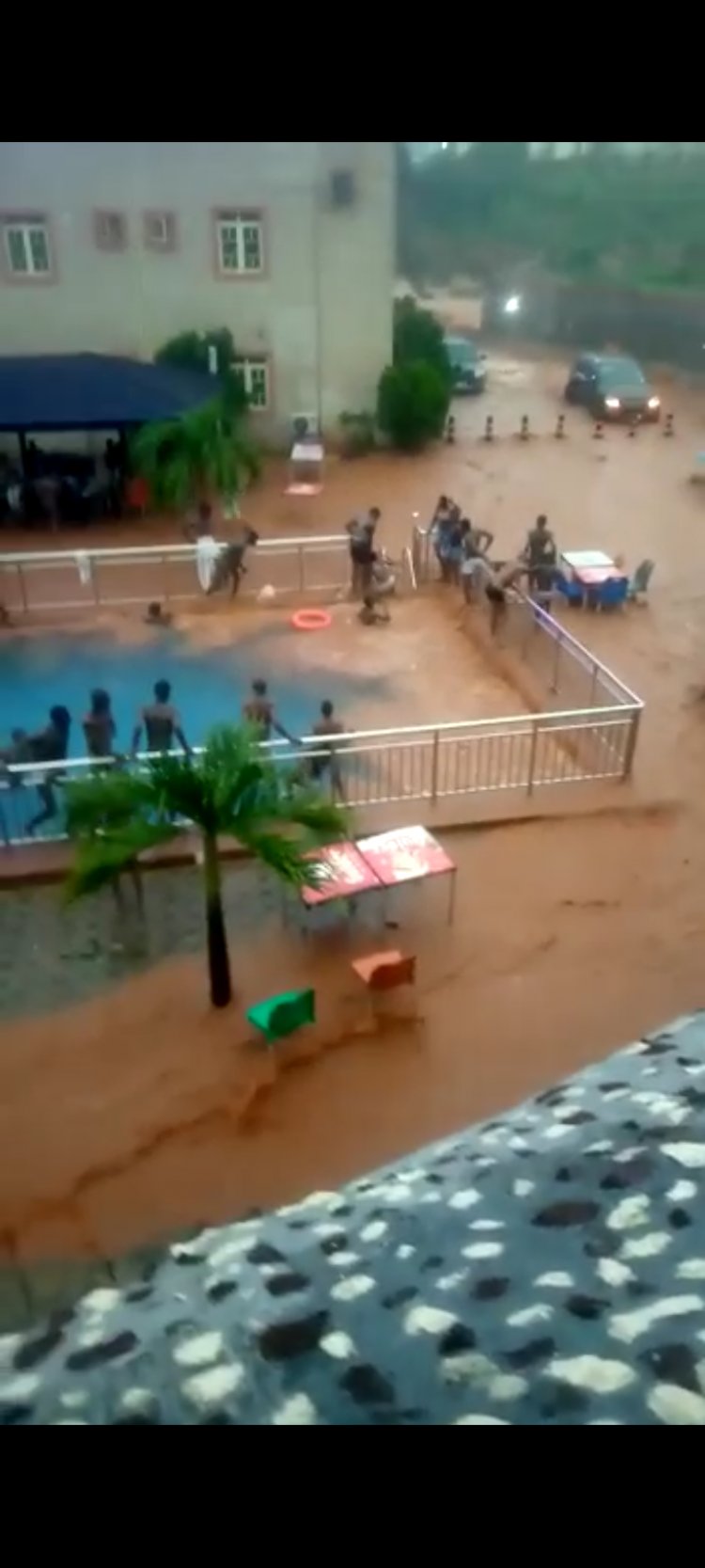 One Drowned, As Flood Wreaks Havoc at Anambra Hotel, Sacks Swimmers