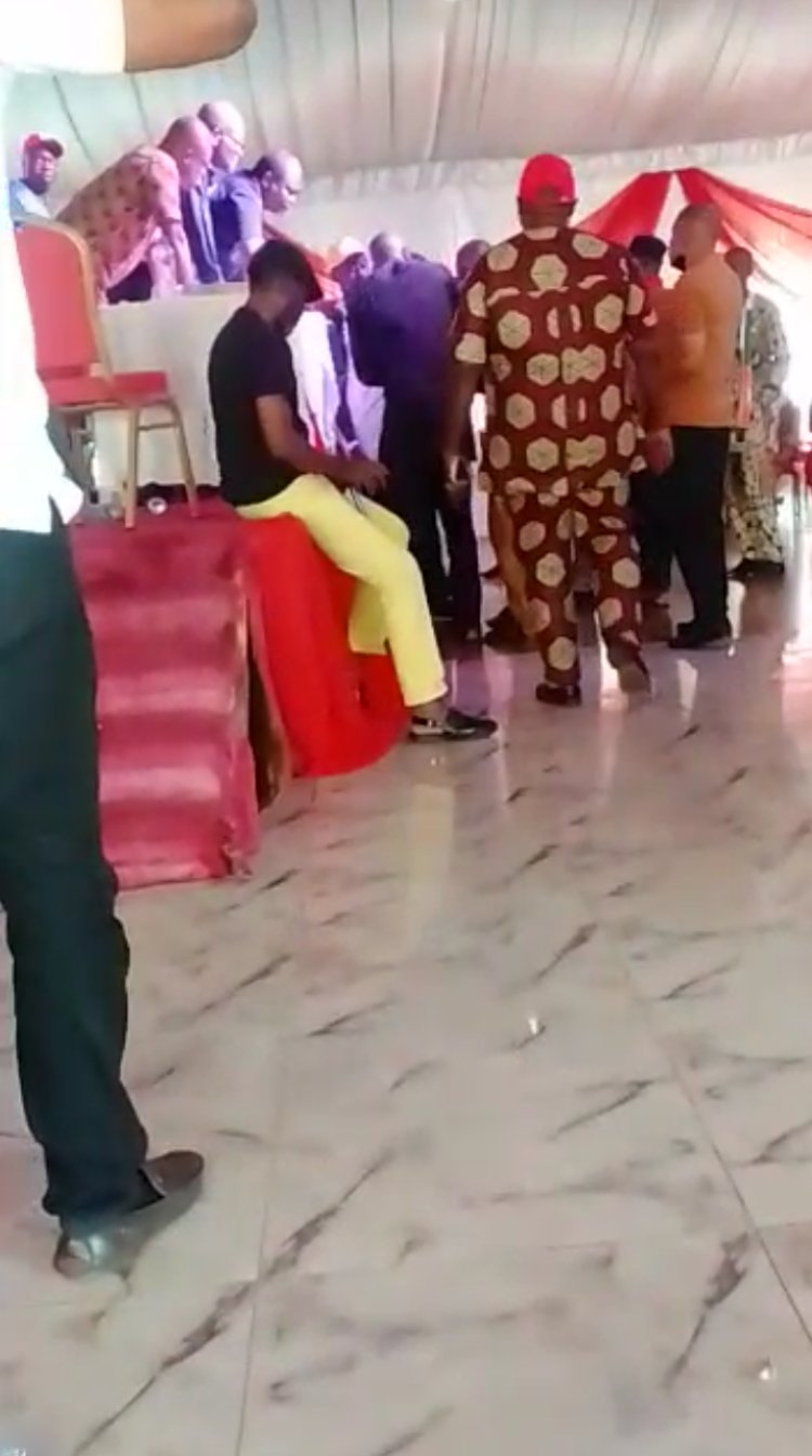In Anambra, PDP Caucus Fight While Sharing Gov. Wike Dollar [video]