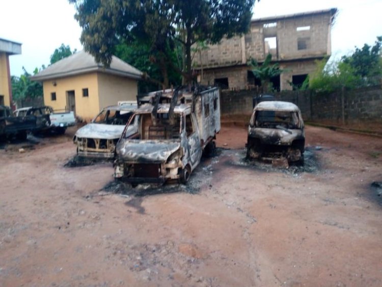 Gunmen Burn Down Another LG Secretariat and Court in Anambra