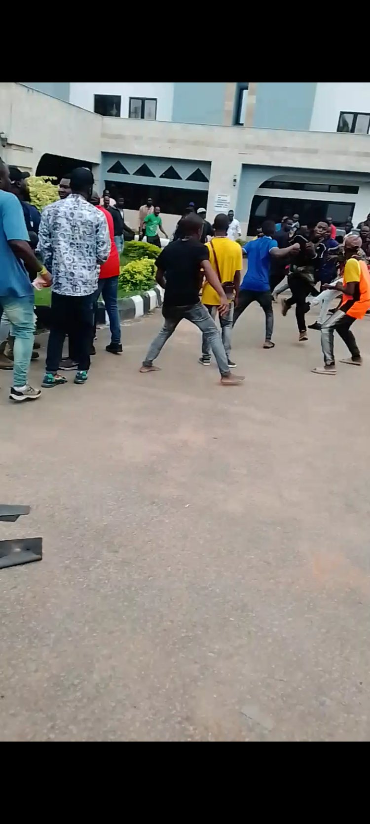 How Ekwunife, Uba and Oduah Won Anambra PDP Primaries Amid Heavy Gunshots  (Video)
